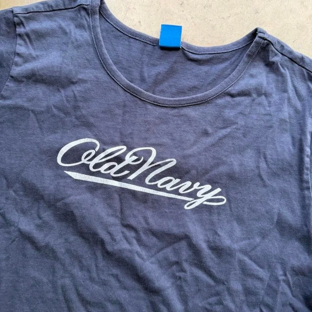 Y2K Old Navy Cropped T-Shirt Women's size XL